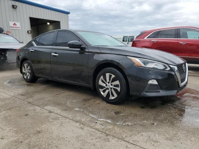 2019 Nissan Altima S