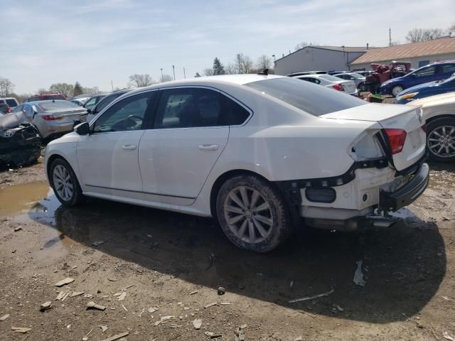 2012 Volkswagen Passat SEL