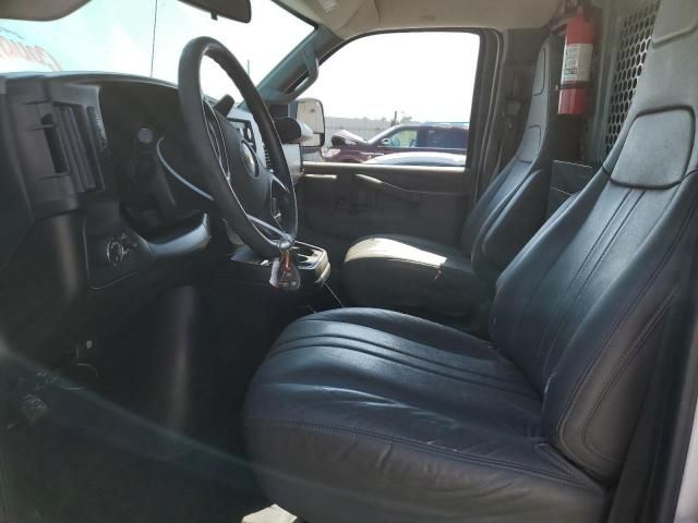 2016 Chevrolet Express G2500