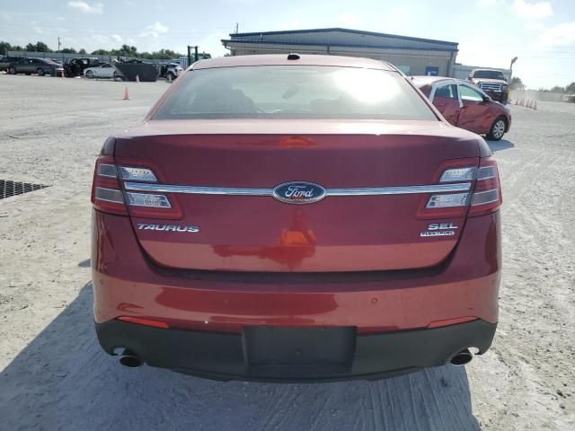 2013 Ford Taurus SEL