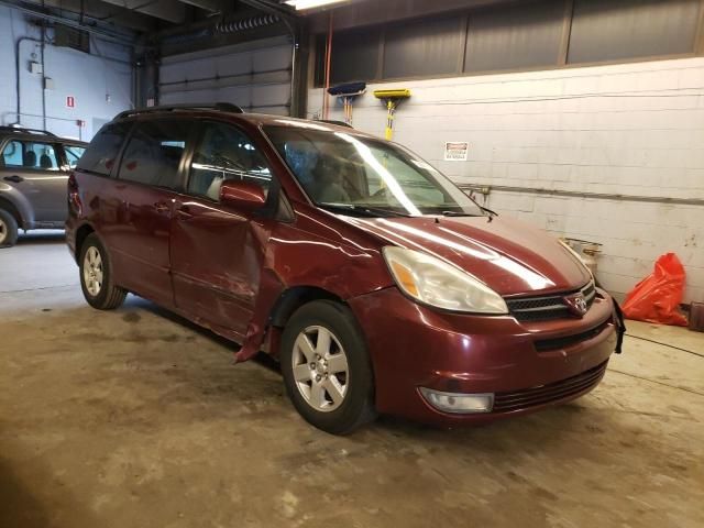 2005 Toyota Sienna XLE