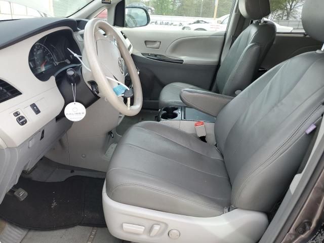 2012 Toyota Sienna LE