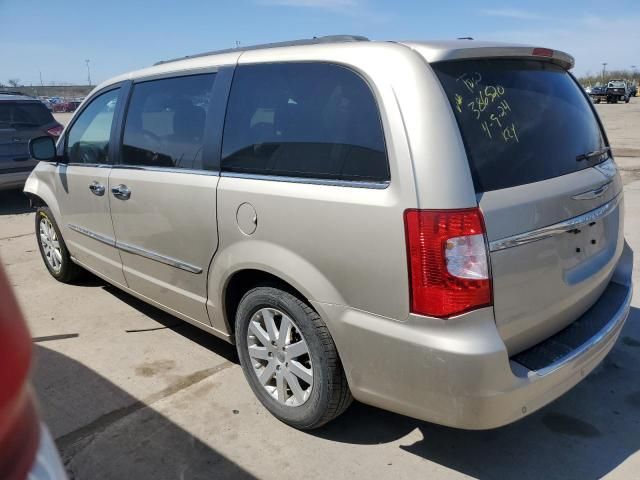 2012 Chrysler Town & Country Touring L