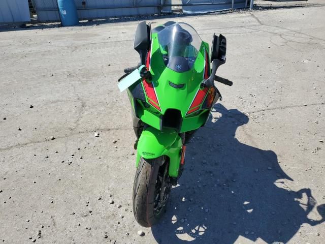 2024 Kawasaki ZX1002 L