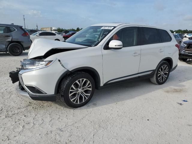 2017 Mitsubishi Outlander SE