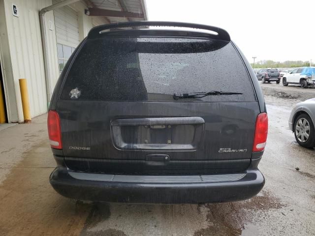 2000 Dodge Grand Caravan SE