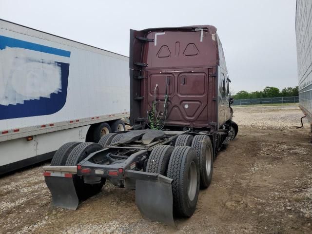 2022 Freightliner Cascadia 126