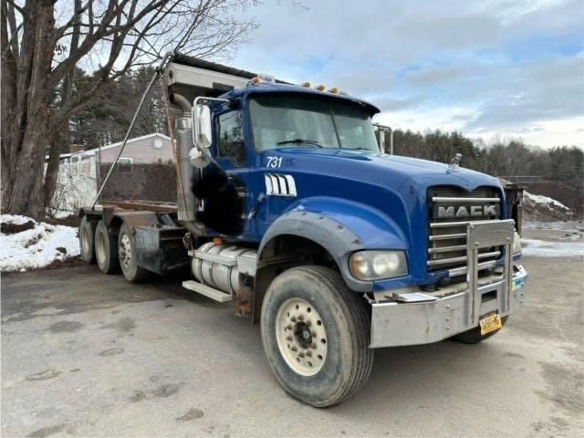 2007 Mack 700 CTP700