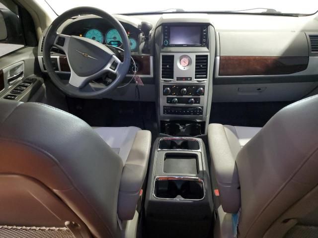 2009 Chrysler Town & Country Touring