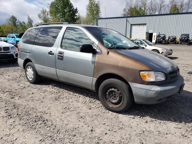 1998 Toyota Sienna CE