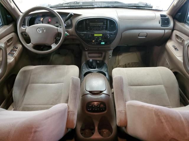 2004 Toyota Sequoia SR5