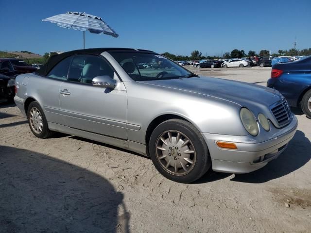 2000 Mercedes-Benz CLK 320