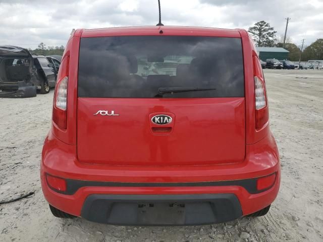 2013 KIA Soul +