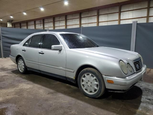 1999 Mercedes-Benz E 320