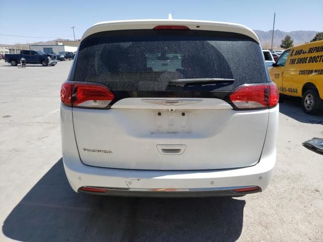 2017 Chrysler Pacifica Touring L Plus