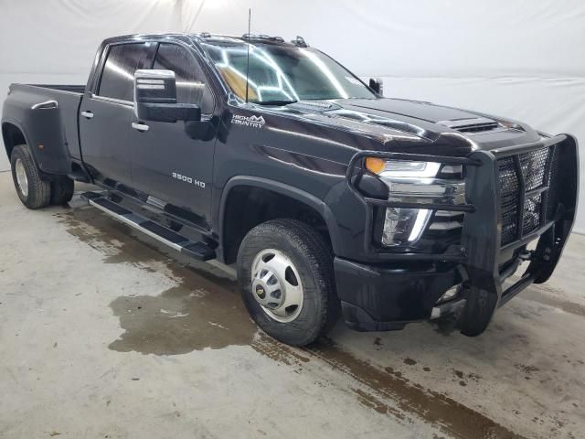 2022 Chevrolet Silverado K3500 High Country