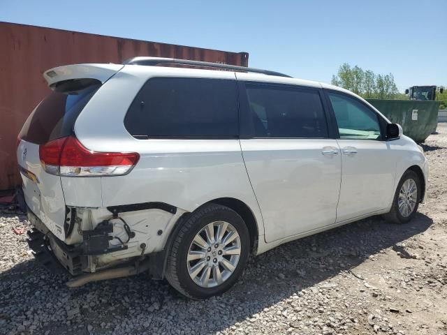 2013 Toyota Sienna XLE