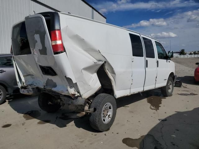 2003 Chevrolet Express G2500