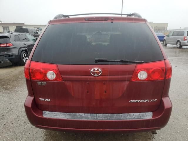 2006 Toyota Sienna XLE