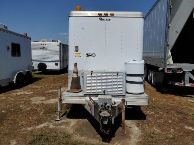 1999 Featherlite Mfg Inc Trailer