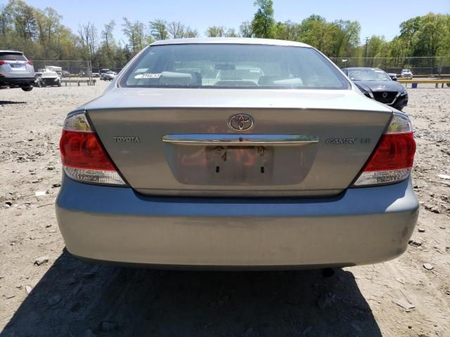 2005 Toyota Camry LE