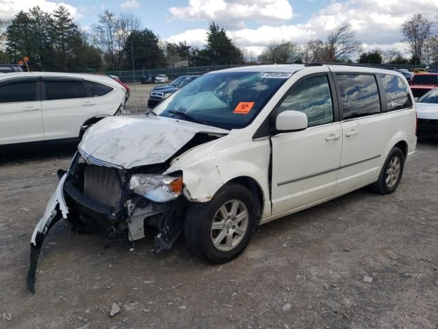 2010 Chrysler Town & Country Touring