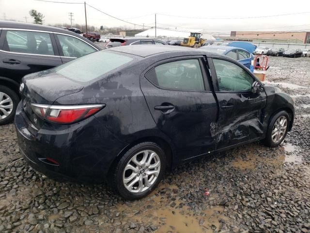 2017 Toyota Yaris IA