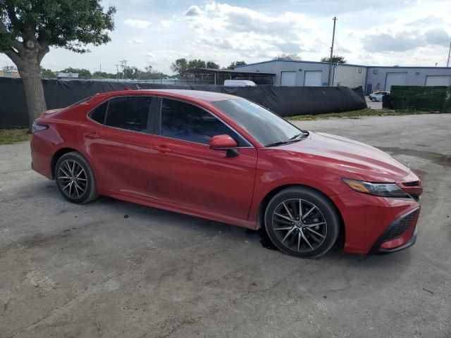 2021 Toyota Camry SE