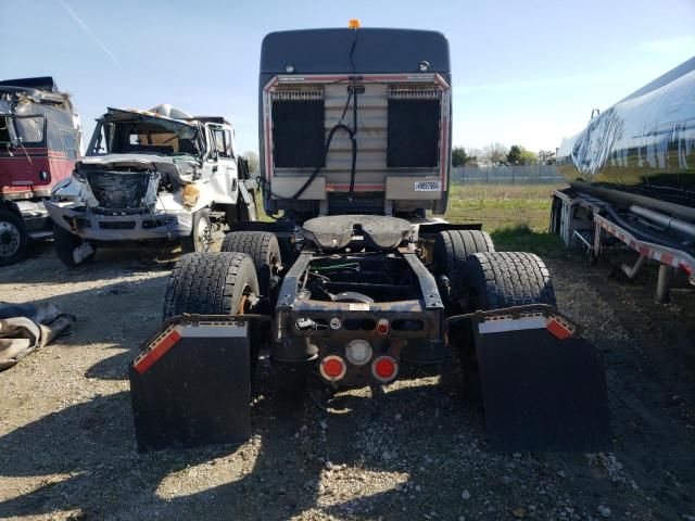 2017 Freightliner Cascadia 113