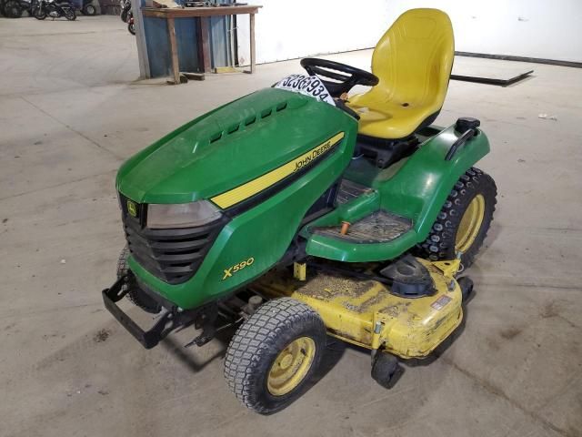 2018 John Deere Lawnmower