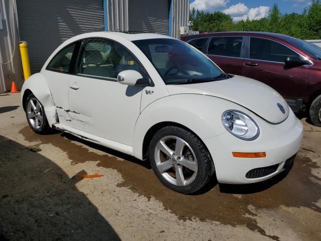 2008 Volkswagen New Beetle Triple White