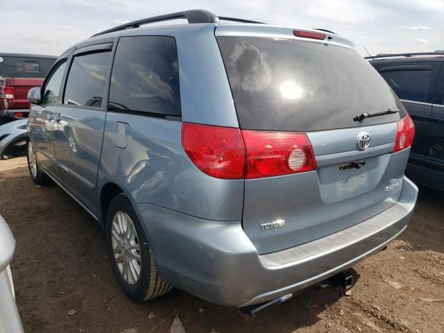 2009 Toyota Sienna XLE