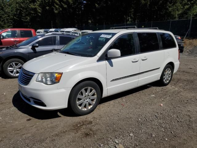 2013 Chrysler Town & Country Touring