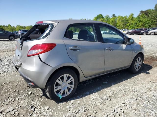 2014 Mazda 2 Sport