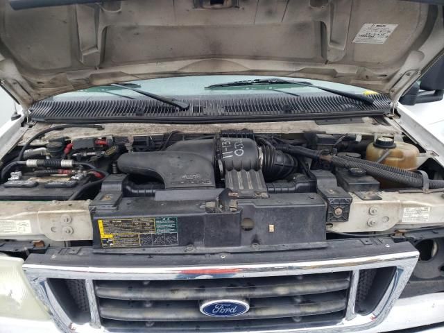 2006 Ford Econoline E350 Super Duty Cutaway Van