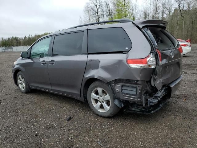 2011 Toyota Sienna LE