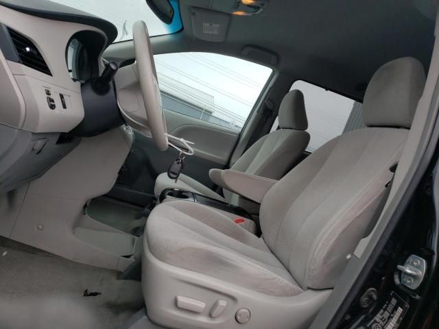 2012 Toyota Sienna LE