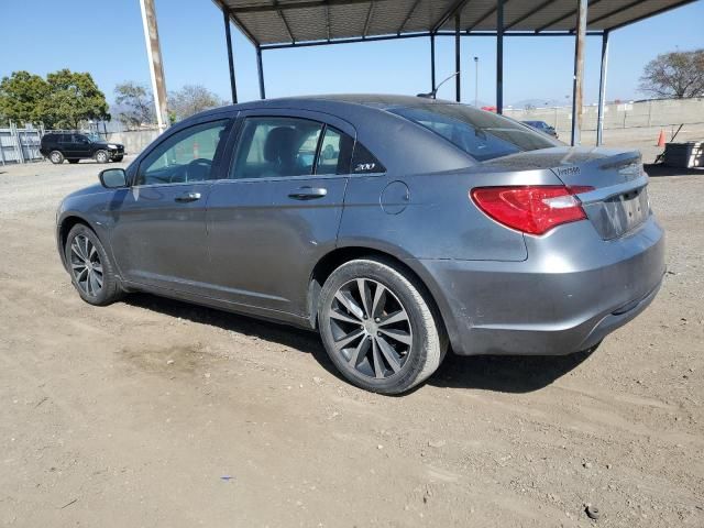 2013 Chrysler 200 Limited