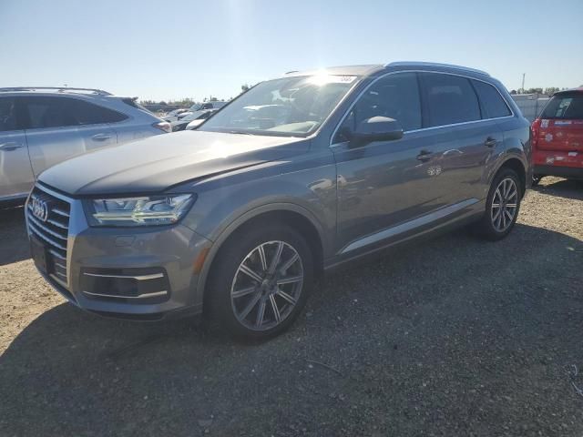 2018 Audi Q7 Premium Plus