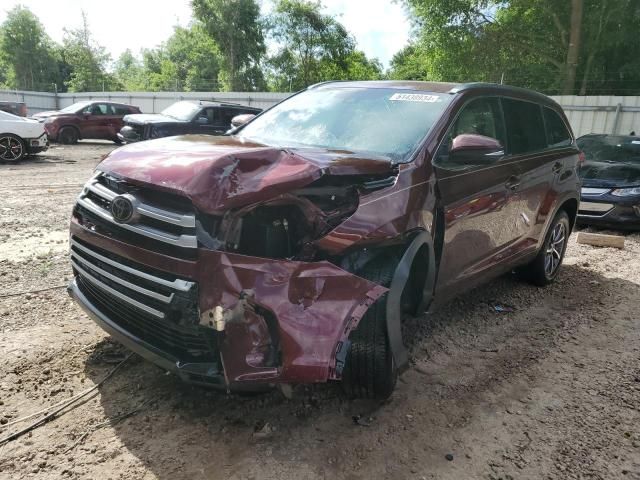 2018 Toyota Highlander SE