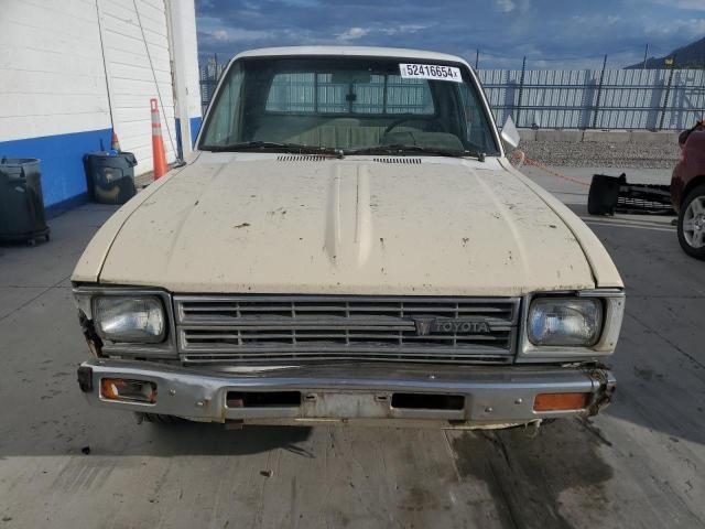 1981 Toyota Pickup / Cab Chassis RN44