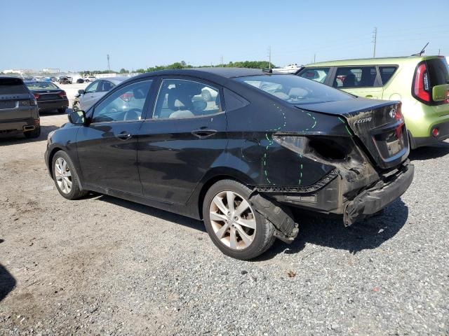 2013 Hyundai Accent GLS