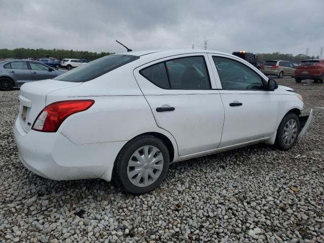 2013 Nissan Versa S