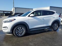 Carros salvage para piezas a la venta en subasta: 2018 Hyundai Tucson SEL
