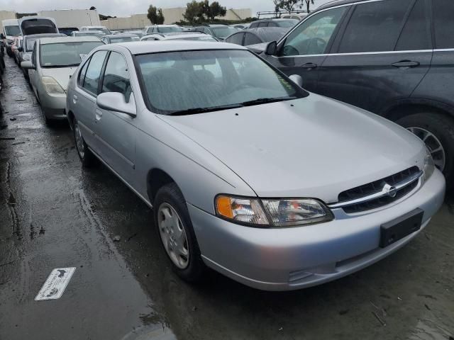 1999 Nissan Altima XE