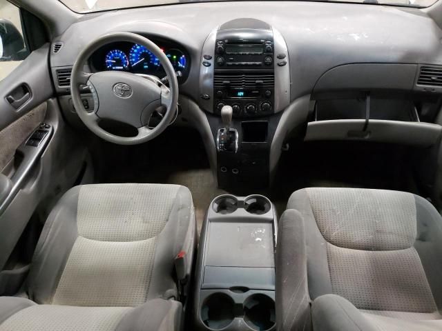 2008 Toyota Sienna CE