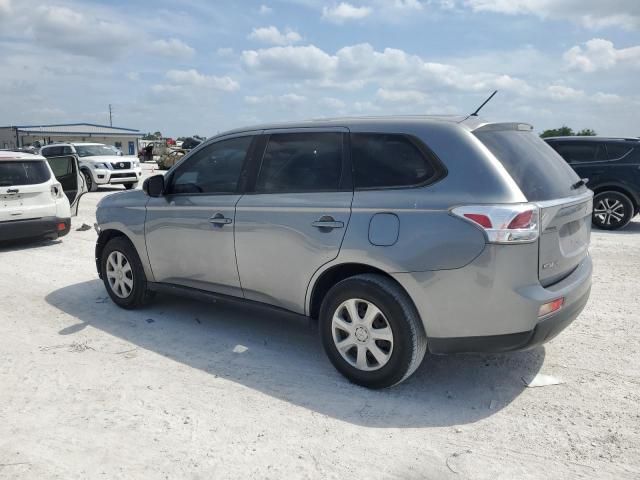 2014 Mitsubishi Outlander ES