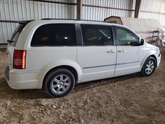 2010 Chrysler Town & Country Touring