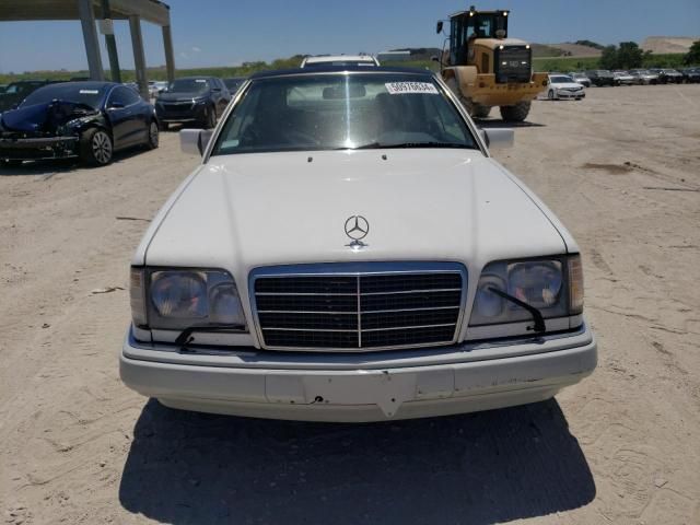 1994 Mercedes-Benz E 320