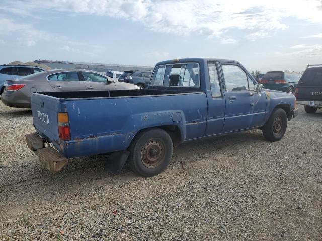 1984 Toyota Pickup Xtracab RN56 DLX